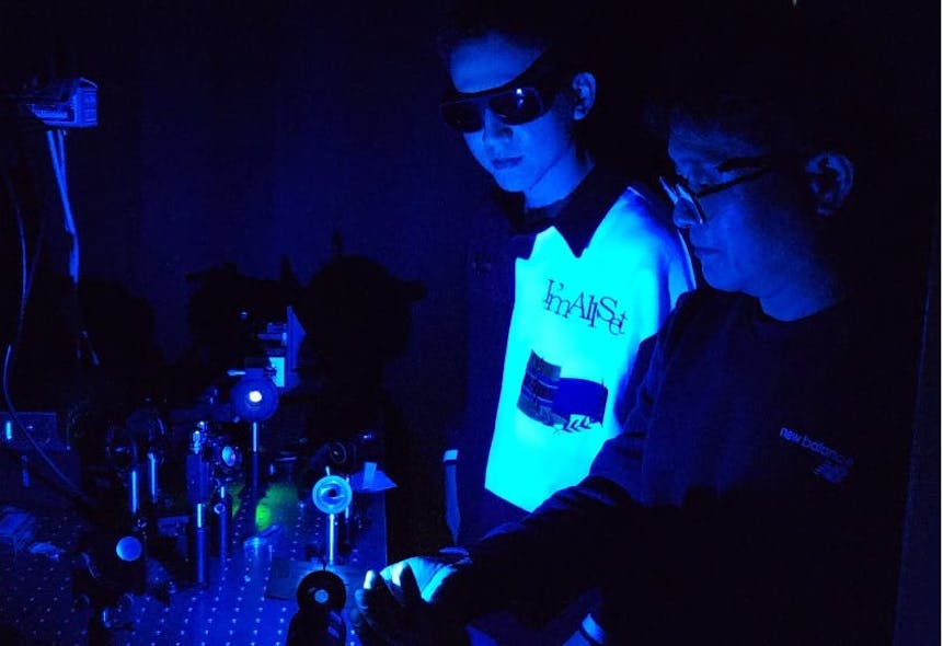 Optical setup for the team&rsquo;s gain measurement, aligned by Minju Kim (left) and In Hong Kim (right).