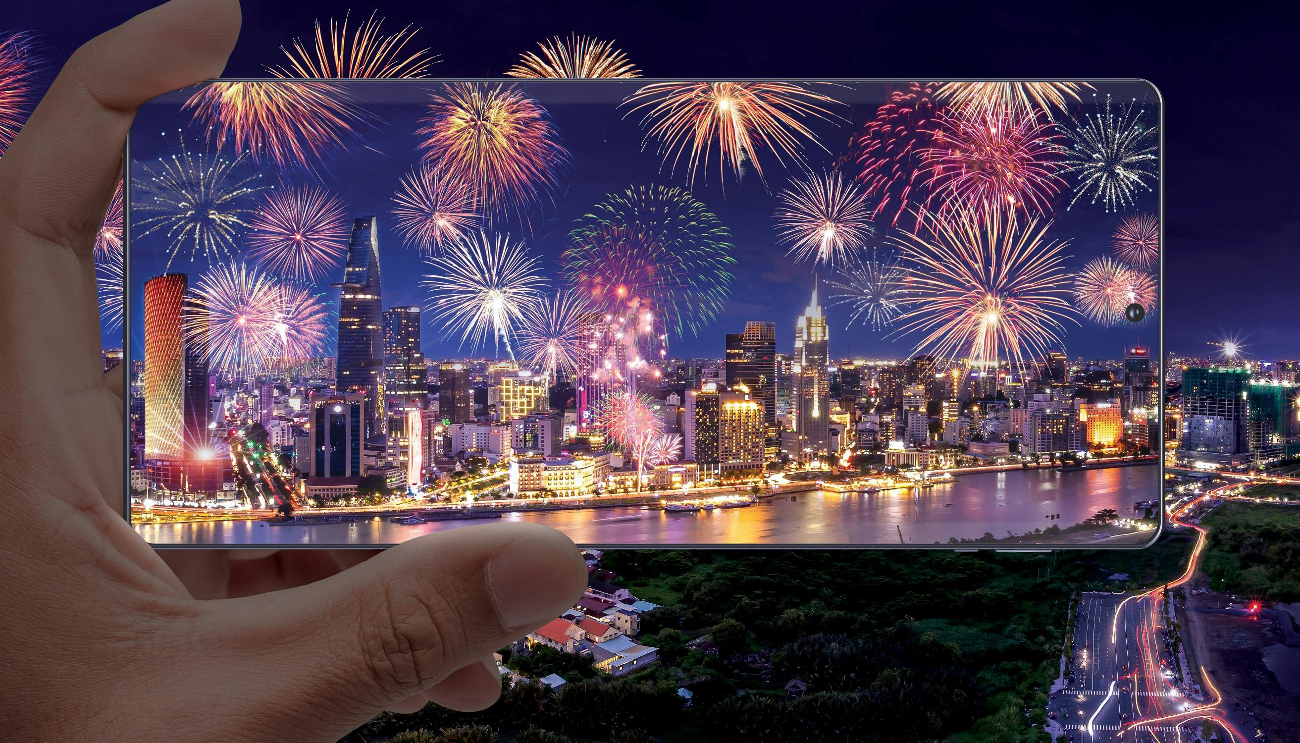 FIGURE 2. 50 Mpixel image sensor technology with TheiaCel.