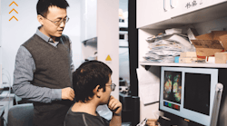 Lingjie Kong (left), associate professor at Tsinghua University’s Precision Instrument Department. Lingjie Kong (left), associate professor at Tsinghua University’s Precision Instrument Department.