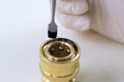 Master Bond Toughened, Non-Drip Epoxy Master Bond Toughened, Non-Drip Epoxy