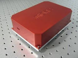 DPSS high gain laser amplifier. DPSS high gain laser amplifier.