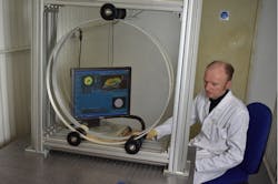 Interferometric test set-up incorporating a transmission reference flat Interferometric test set-up incorporating a transmission reference flat