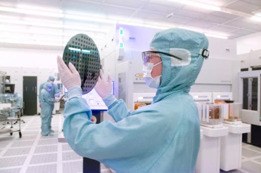 EV Group addresses critical manufacturing challenges for next-generation co-packaged optics through its broad portfolio of wafer bonding, nanoimprint lithography and thin-wafer processing technologies, supported by its NILPhotonics&circledR; Competence Center and Heterogeneous Integration Competence Center&trade;. These facilities enable customers and partners to develop, optimize and validate new product designs and manufacturing processes before transferring them to high-volume manufacturing. Source: EV Group.