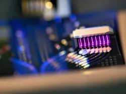 Photon Bridge External Laser Source Prototype